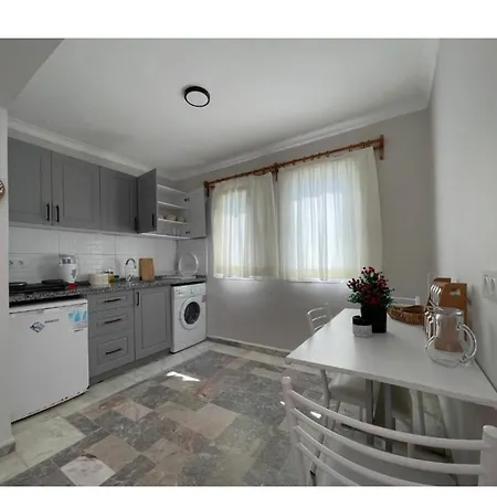 Hotel Dreambeachvillasfoca 3*
